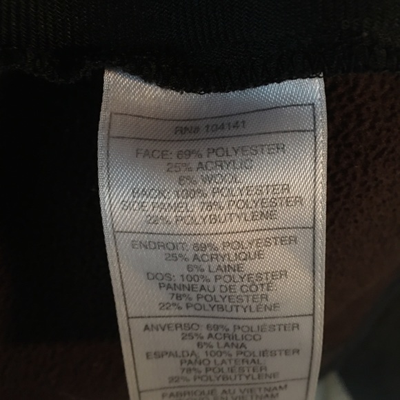 Really Nice Women’s Nike ACG Jacket Size Large - Picture 5 of 8